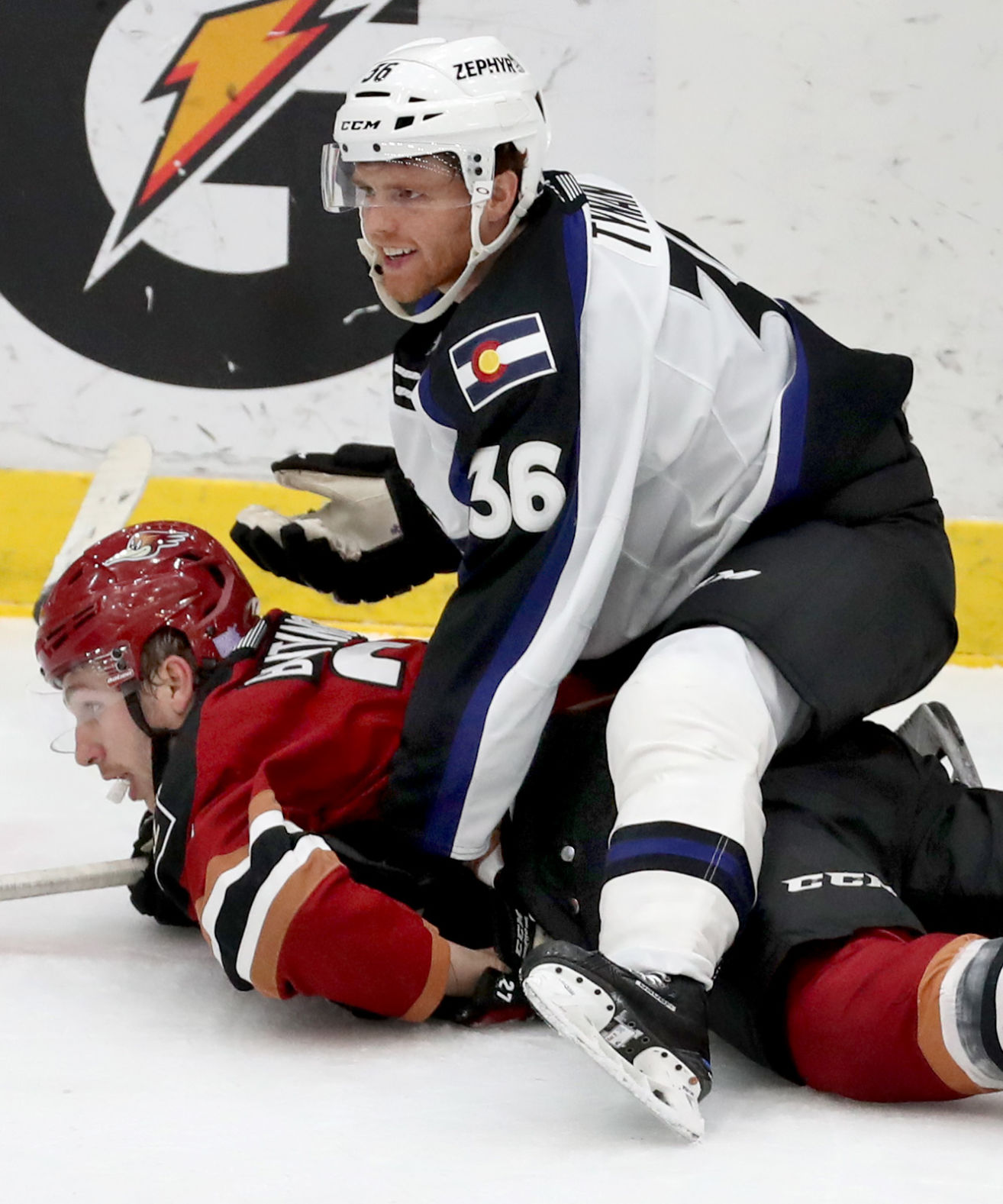 Roadrunners vs Colorado Eagles